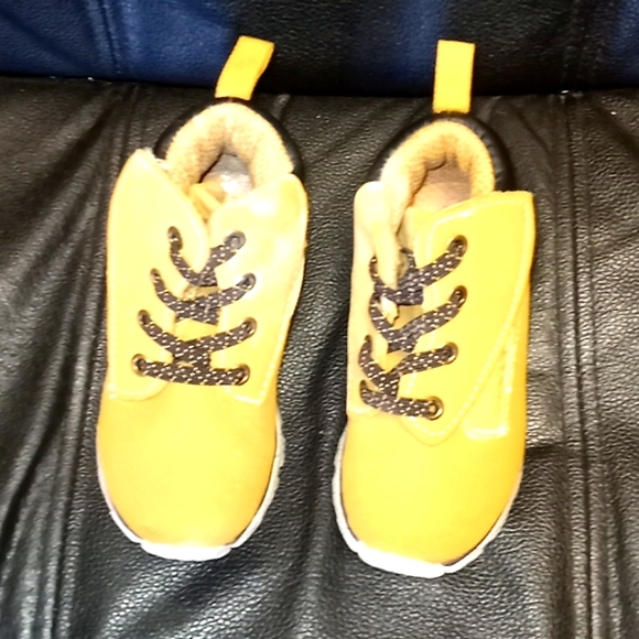 Wonder Nation Kids Work Boots- Size 7 - Picture 9 of 9